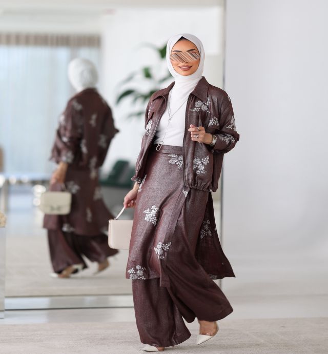 بدله نسائية